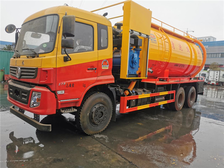 東風錦程22方后雙橋清洗吸污車